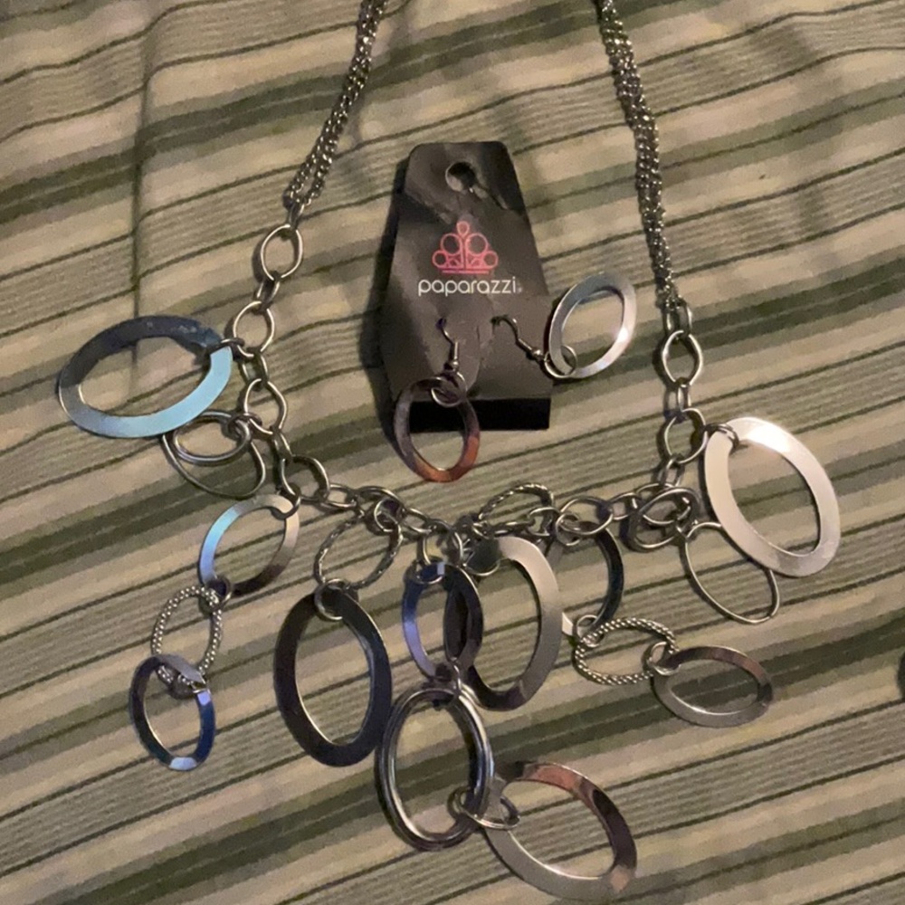 Silver necklace and earring set